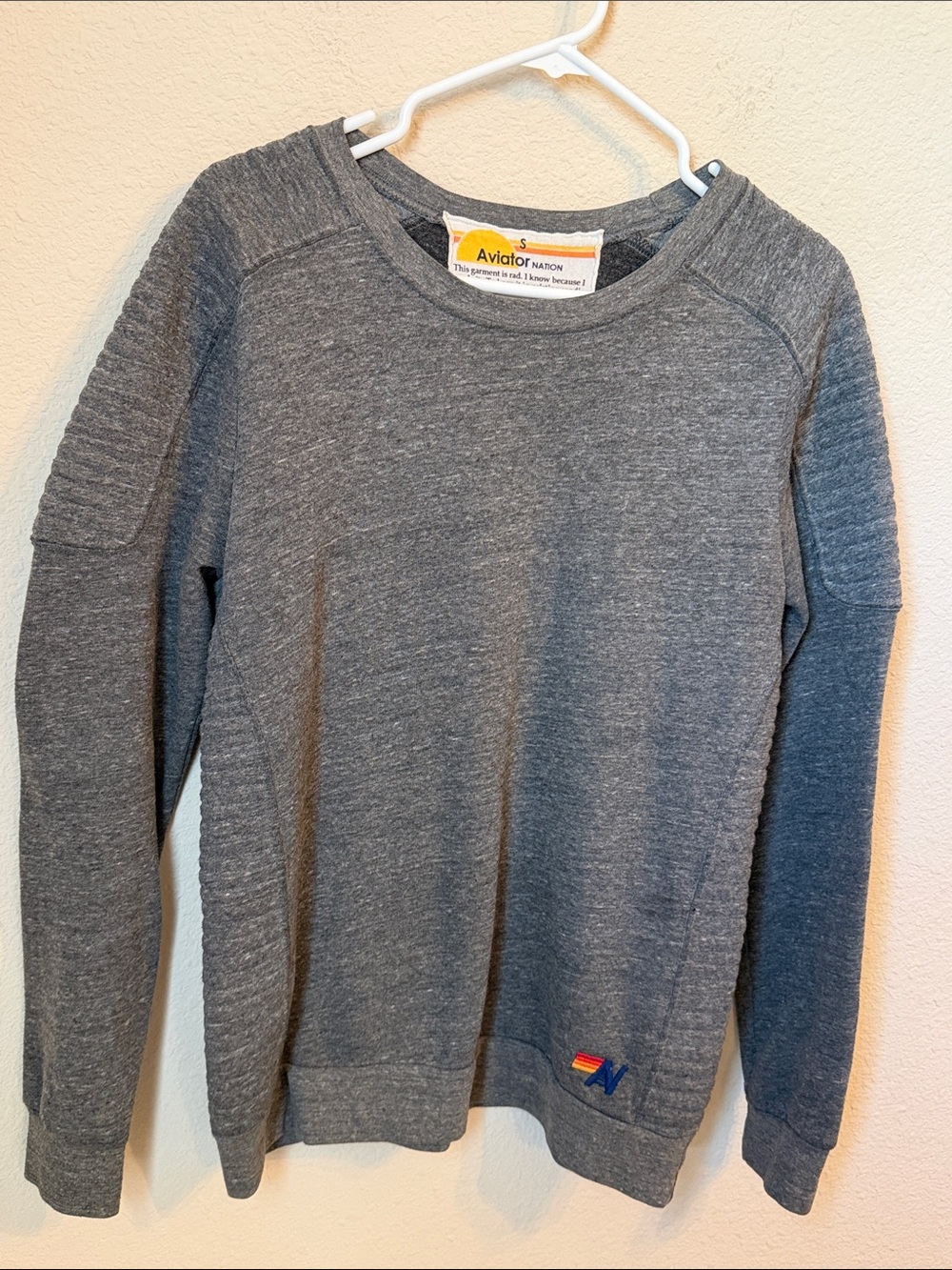 Aviator Nation Gray Sweatshirt . Excellent cond. size small Oversized!